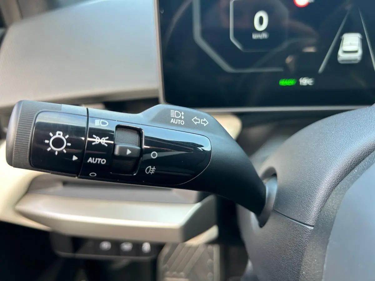 Hatchback GT-PlusLine 81.4 kWh | Schuif/kanteldak | Lederen bekleding | 360 Graden camera | Head up display | Elektrische achterklep | Elektrische stoel verstelling met geheugen | Stoel verw