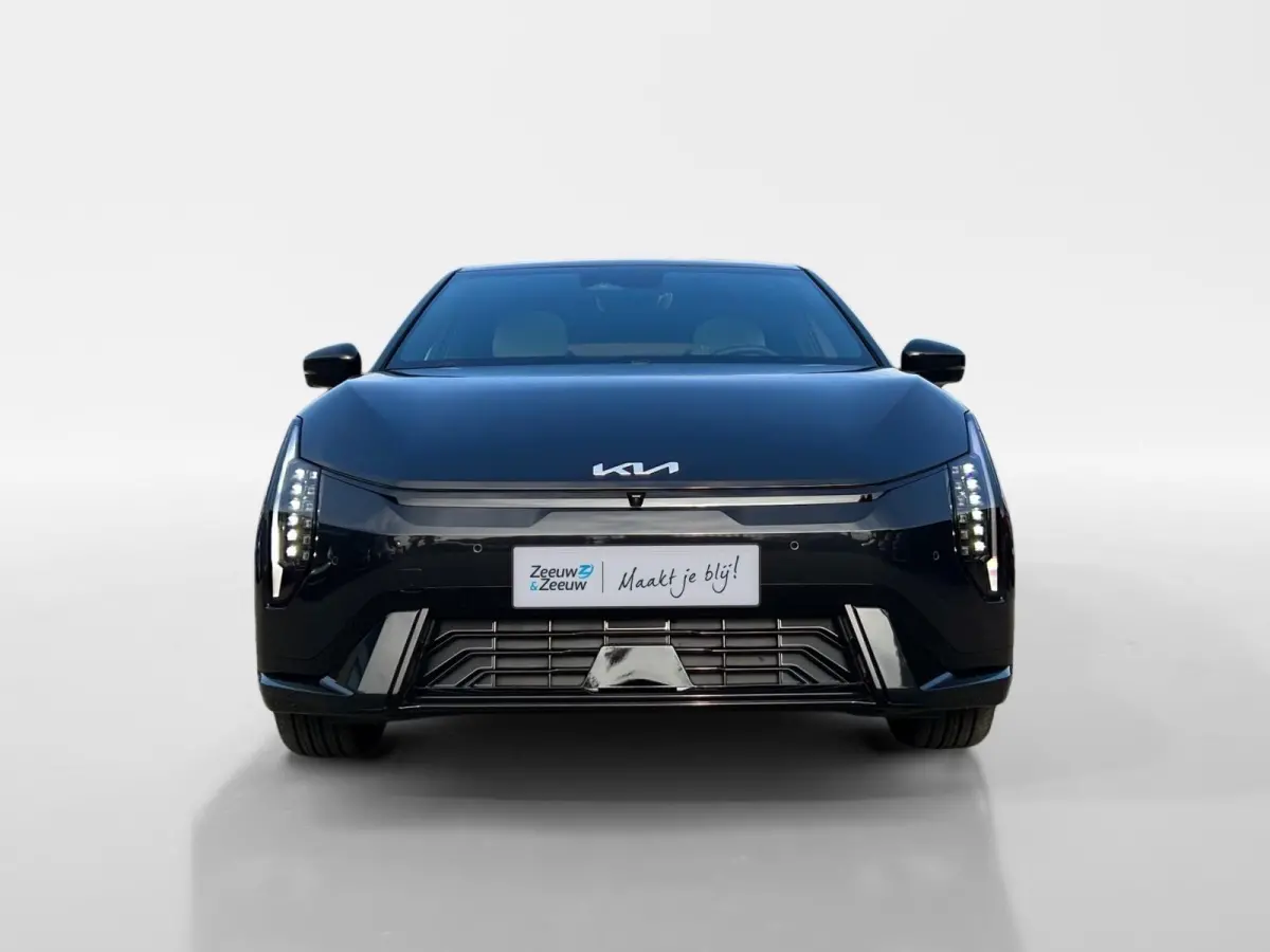 Hatchback GT-PlusLine 81.4 kWh | Schuif/kanteldak | Lederen bekleding | 360 Graden camera | Head up display | Elektrische achterklep | Elektrische stoel verstelling met geheugen | Stoel verw