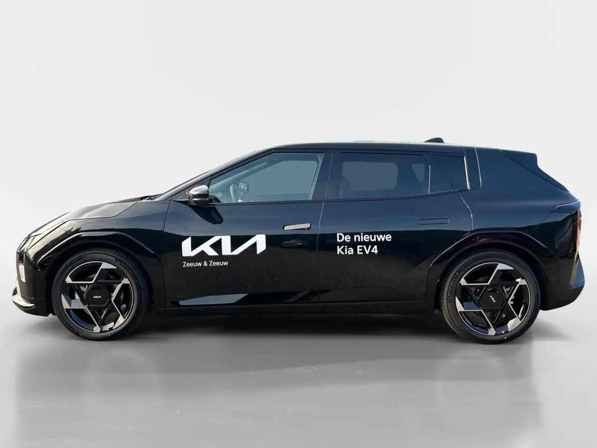 Hatchback GT-PlusLine 81.4 kWh | Schuif/kanteldak | Lederen bekleding | 360 Graden camera | Head up display | Elektrische achterklep | Elektrische stoel verstelling met geheugen | Stoel verw