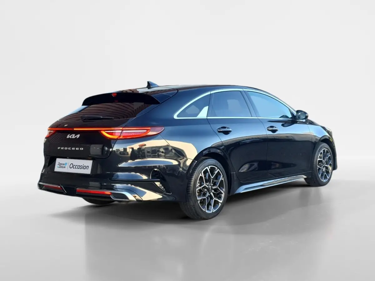 1.5 T-GDi GT-Line | Stoel en stuurverwarming | Navigatie | Elektrische achterklep | Camera | Climate control | Apple Carplay / Android Auto |
