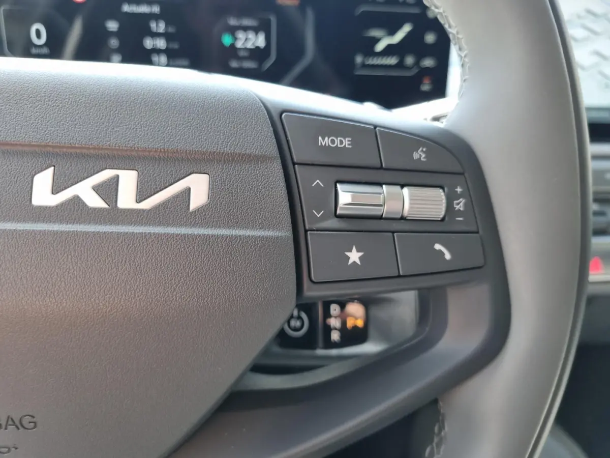 Plus 58.3 kWh | Enkele op voorraad bel voor info | NU MET €3.000,- inruilpremie + €500,- korting op een Kia laadpaal | 2.99% FINANCIAL LEASE