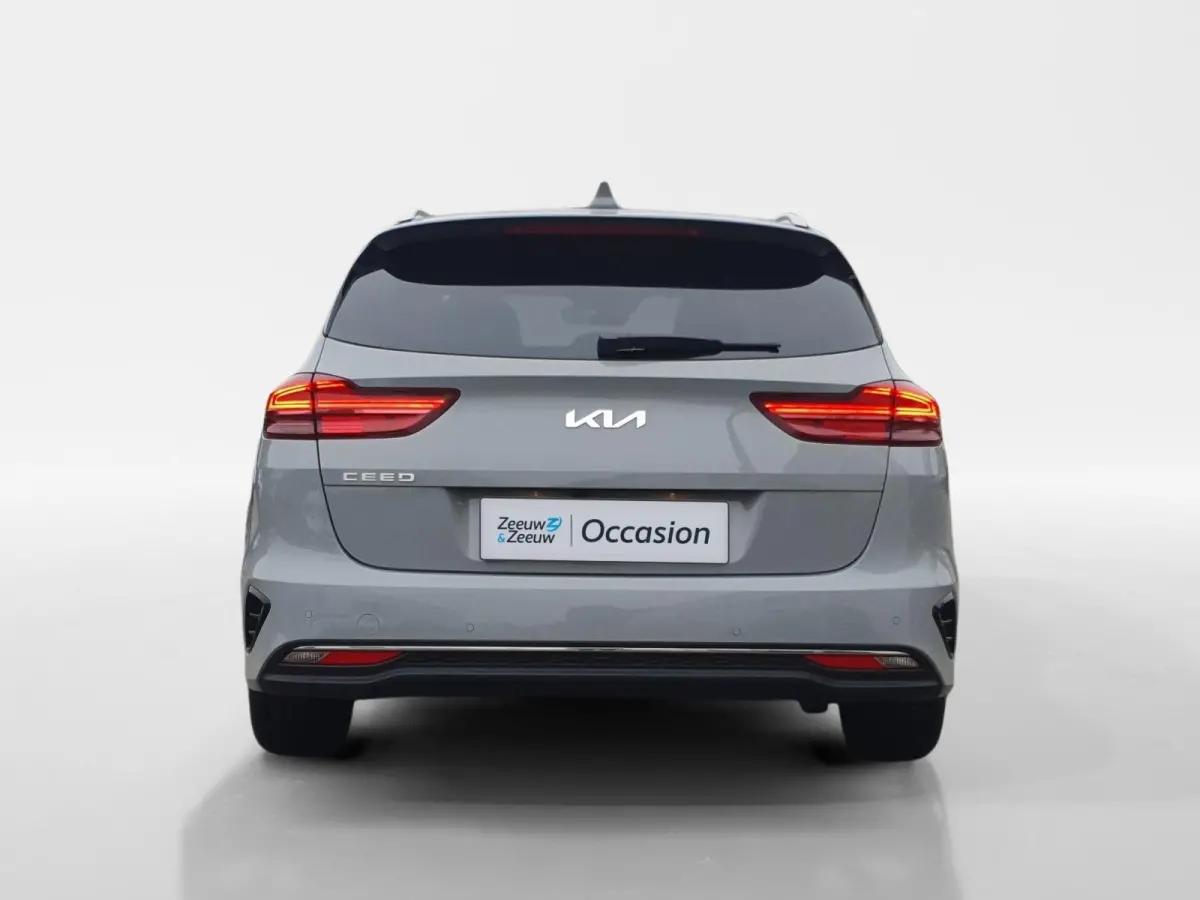 1.0T MHEV Design Edition | Stoel en stuurverwarming | Dodehoek detectie |  Navigate | Camera | Parkeersensoren voor en achter | Elektrische achterklep | JBL sound |