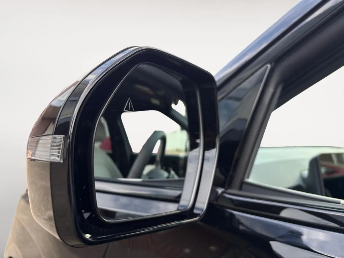 GT-Line Business Edition | 2025 LEVERING DIVERSE KLEUREN BESCHIKBAAR!  | GT-Line interieur en exterieur details | Stoel- en stuurverwarming | Parkeersensoren voor- en achter | Dodehoekassist