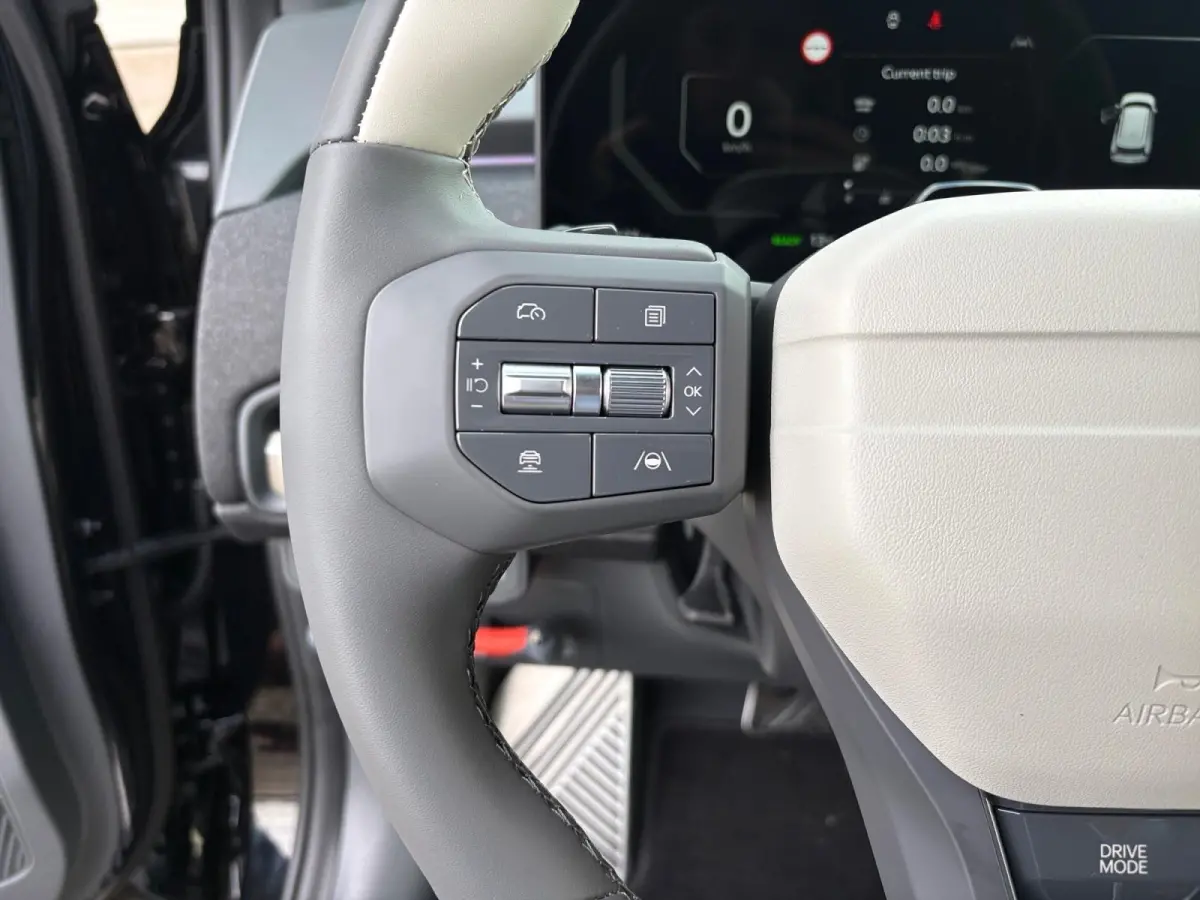 GT-Line Business Edition | 2025 LEVERING DIVERSE KLEUREN BESCHIKBAAR!  | GT-Line interieur en exterieur details | Stoel- en stuurverwarming | Parkeersensoren voor- en achter | Dodehoekassist