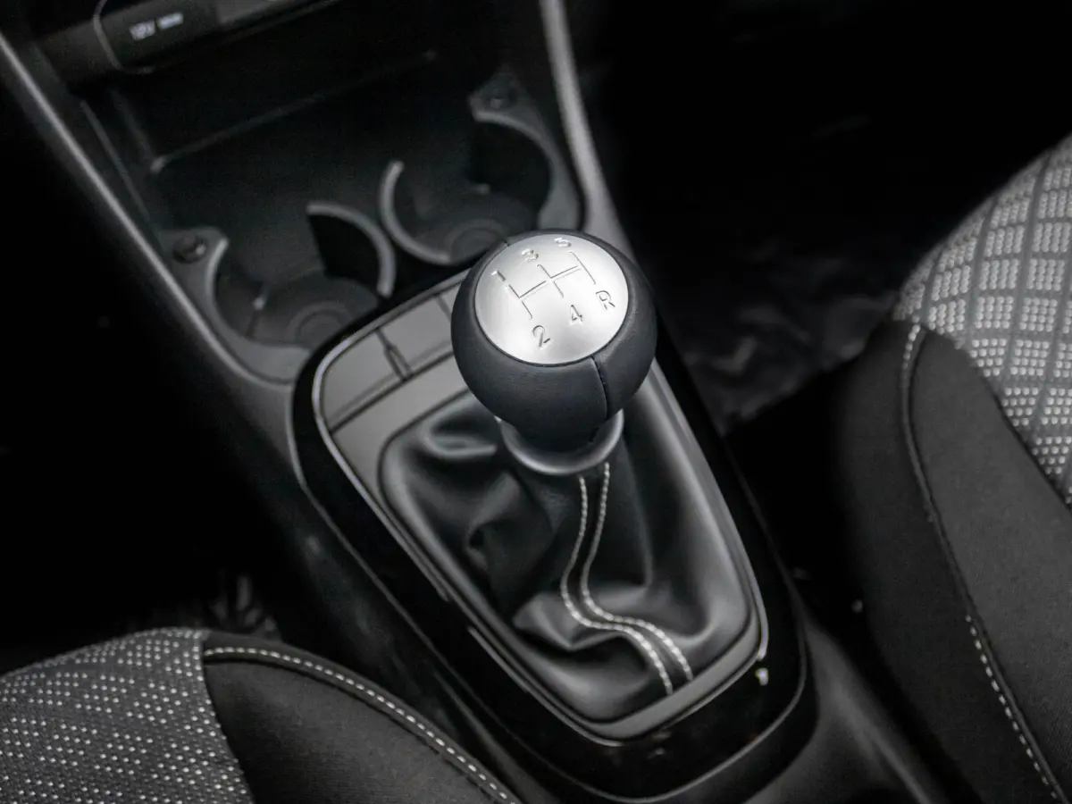 1.0 DPI DynamicLine | MY25 | Navi | Airco | Cruise | Camera | Apple Carplay