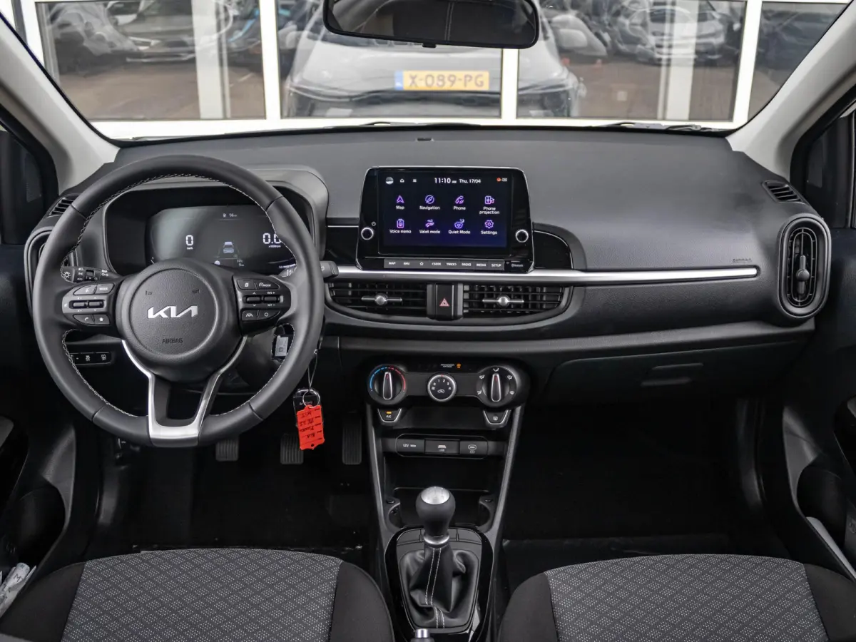 1.0 DPI DynamicLine | MY25 | Navi | Airco | Cruise | Camera | Apple Carplay