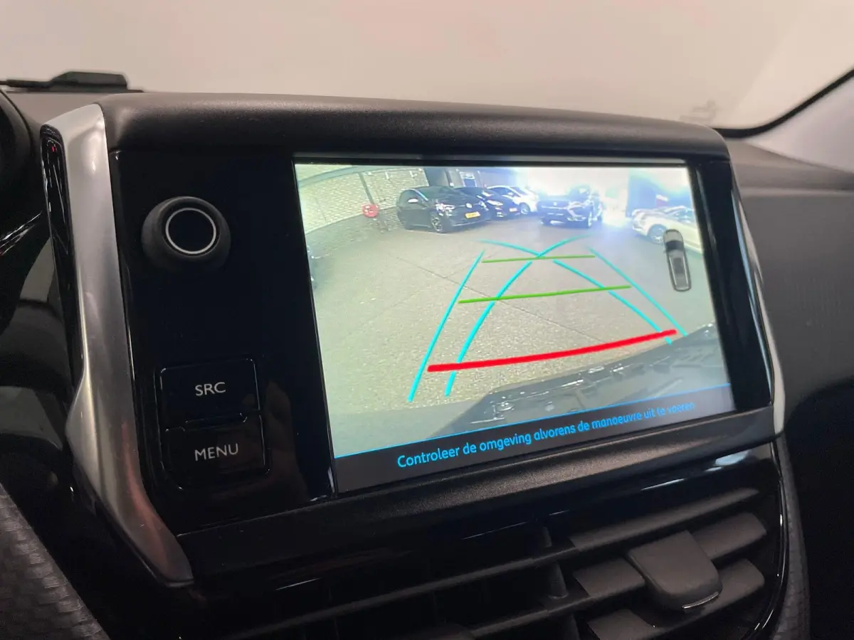 1.2 PureTech Allure Automaat Navigatie Parkeersensoren achter Cruise Control Climate Control Half leder Lichtmetalen velgen Getinte ramen