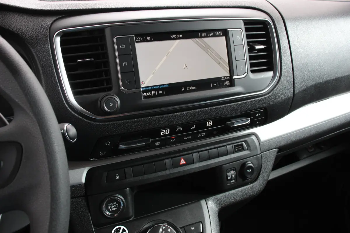 2.0 145pk L3H1 Automaat Cool 9persoons PERSONENBUS Cool Long Climate Control Camera Dab Adaptive Cruise Control Stoelverwarming Lichtmetalen velgen