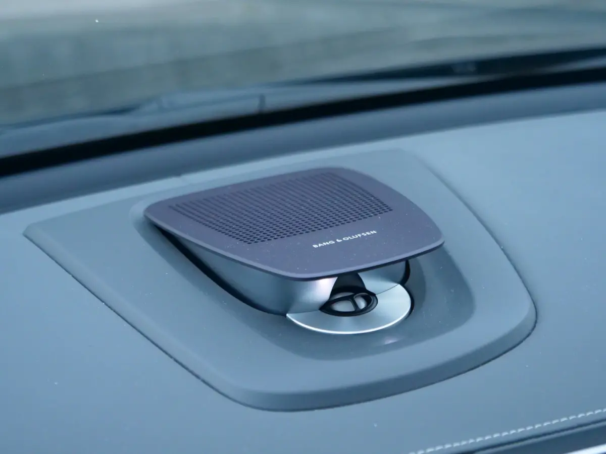 M50d | individual | bang&olufsen | panorama | soft-close | Uniek 41.000km!