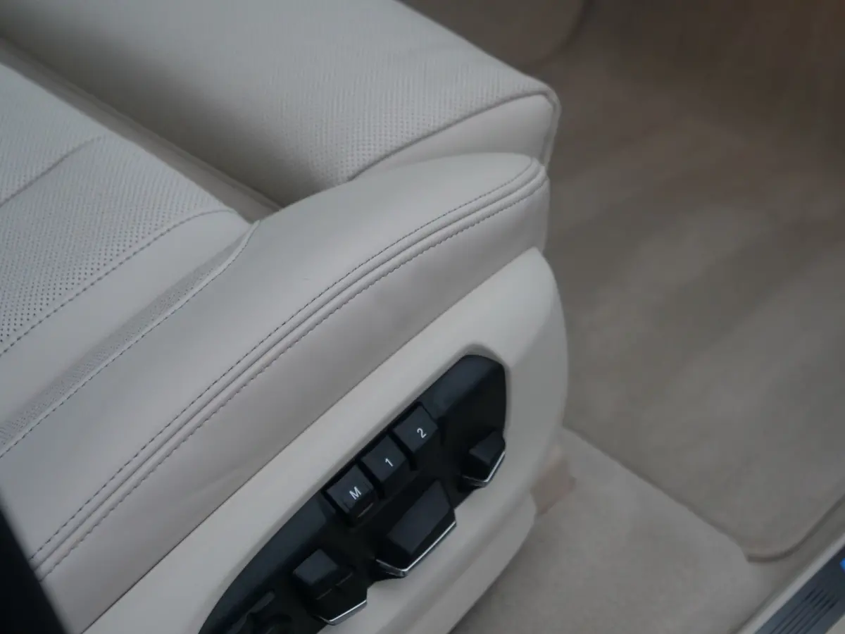 M50d | individual | bang&olufsen | panorama | soft-close | Uniek 41.000km!