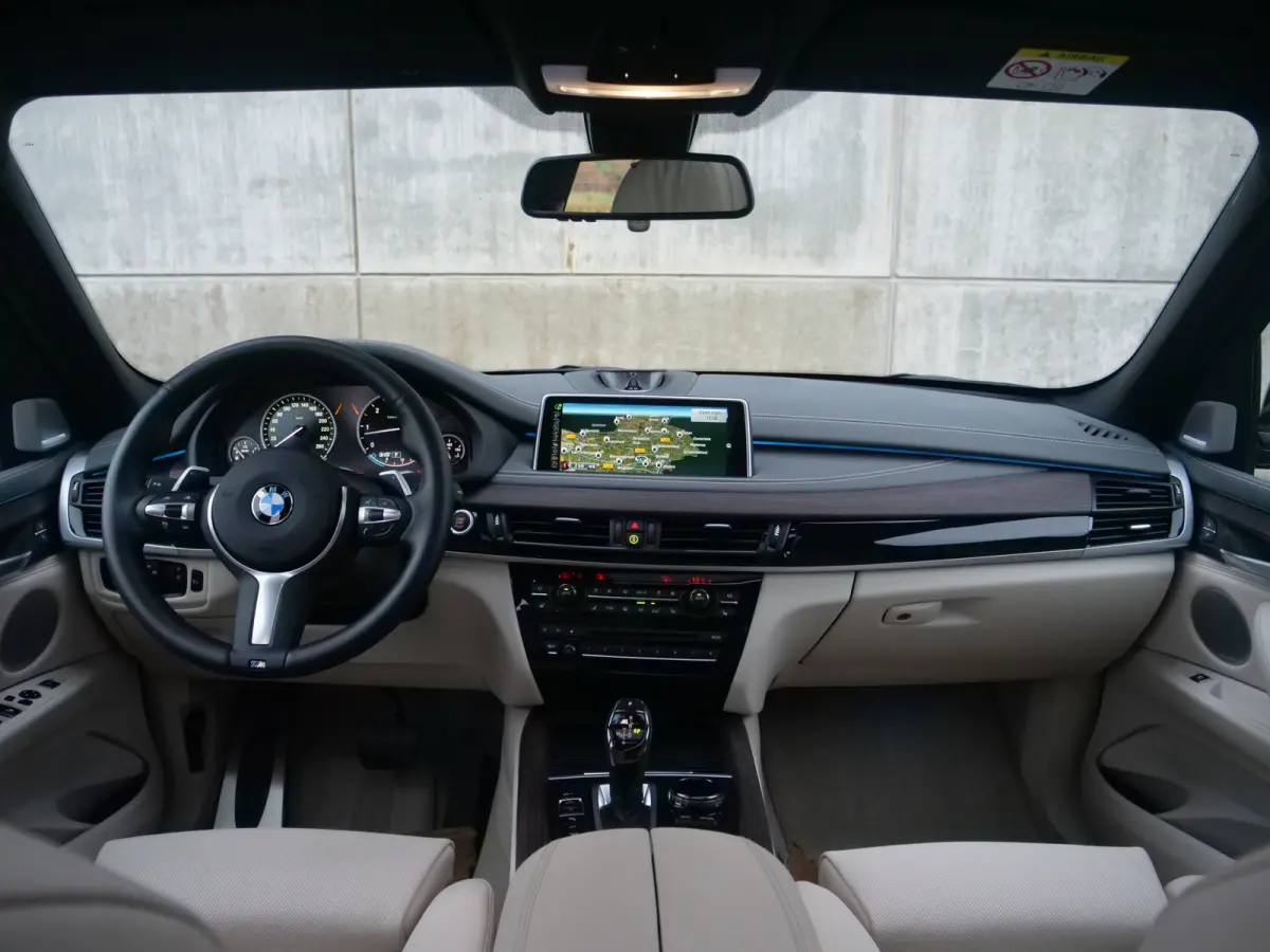 M50d | individual | bang&olufsen | panorama | soft-close | Uniek 41.000km!