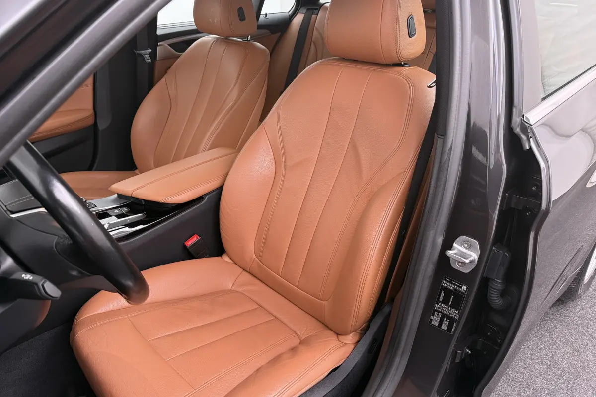 520i 184 PK Executive Trekhaak Leder Cruise