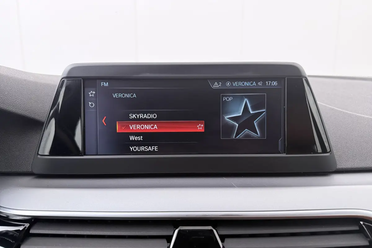 520i 184 PK Executive Trekhaak Leder Cruise