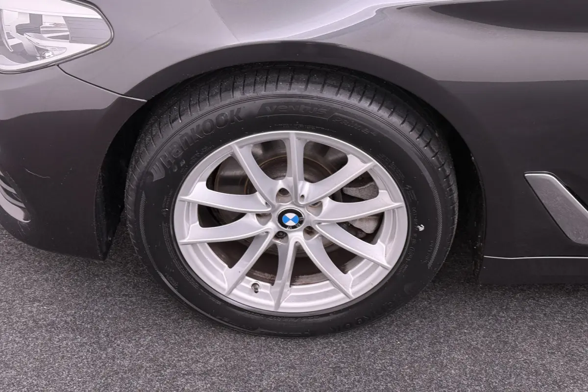 520i 184 PK Executive Trekhaak Leder Cruise