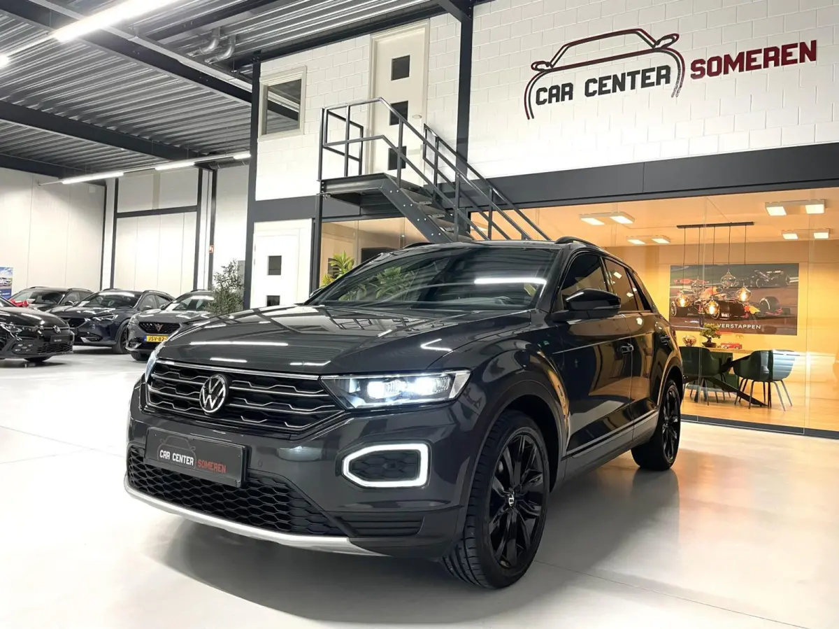 1.5 TSI Sport Black Style/ Cam/ Standkachel/ CarPlay/ 18''LMV