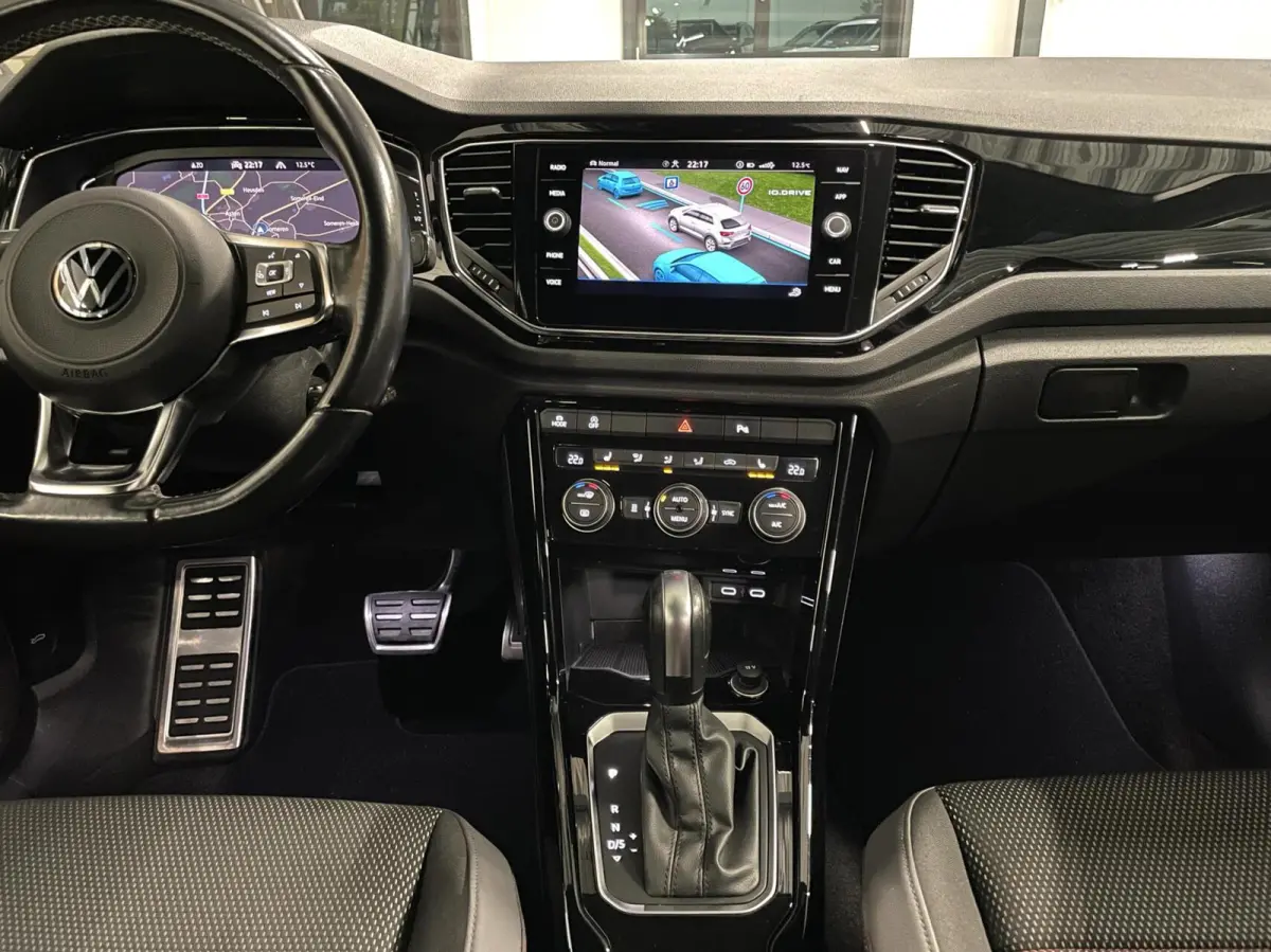 1.5 TSI Sport Black Style/ Cam/ Standkachel/ CarPlay/ 18''LMV