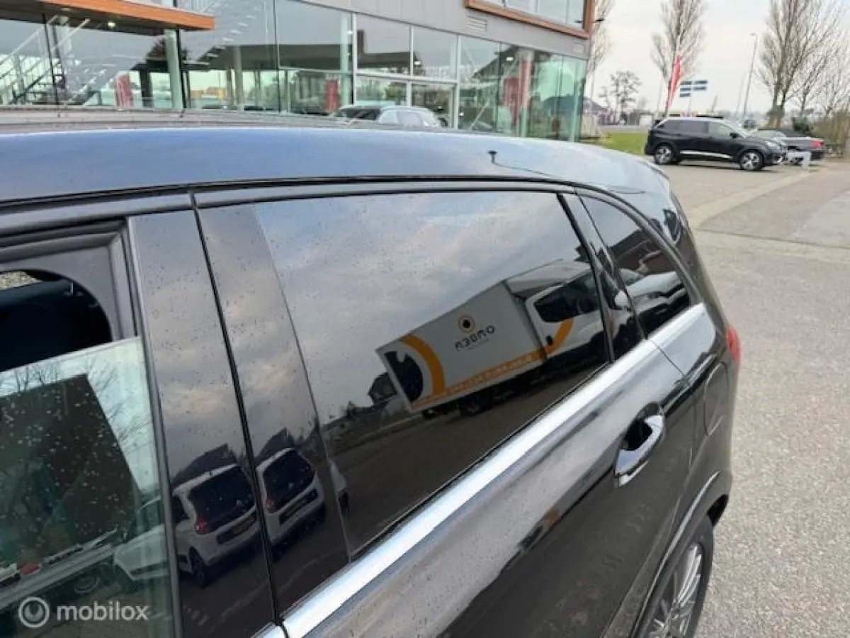 250 e Business Solution Automaat , Hoge instap , Navigatie , Camera achter , Parkeerhulp Voor & Achter , Hoge instap ,