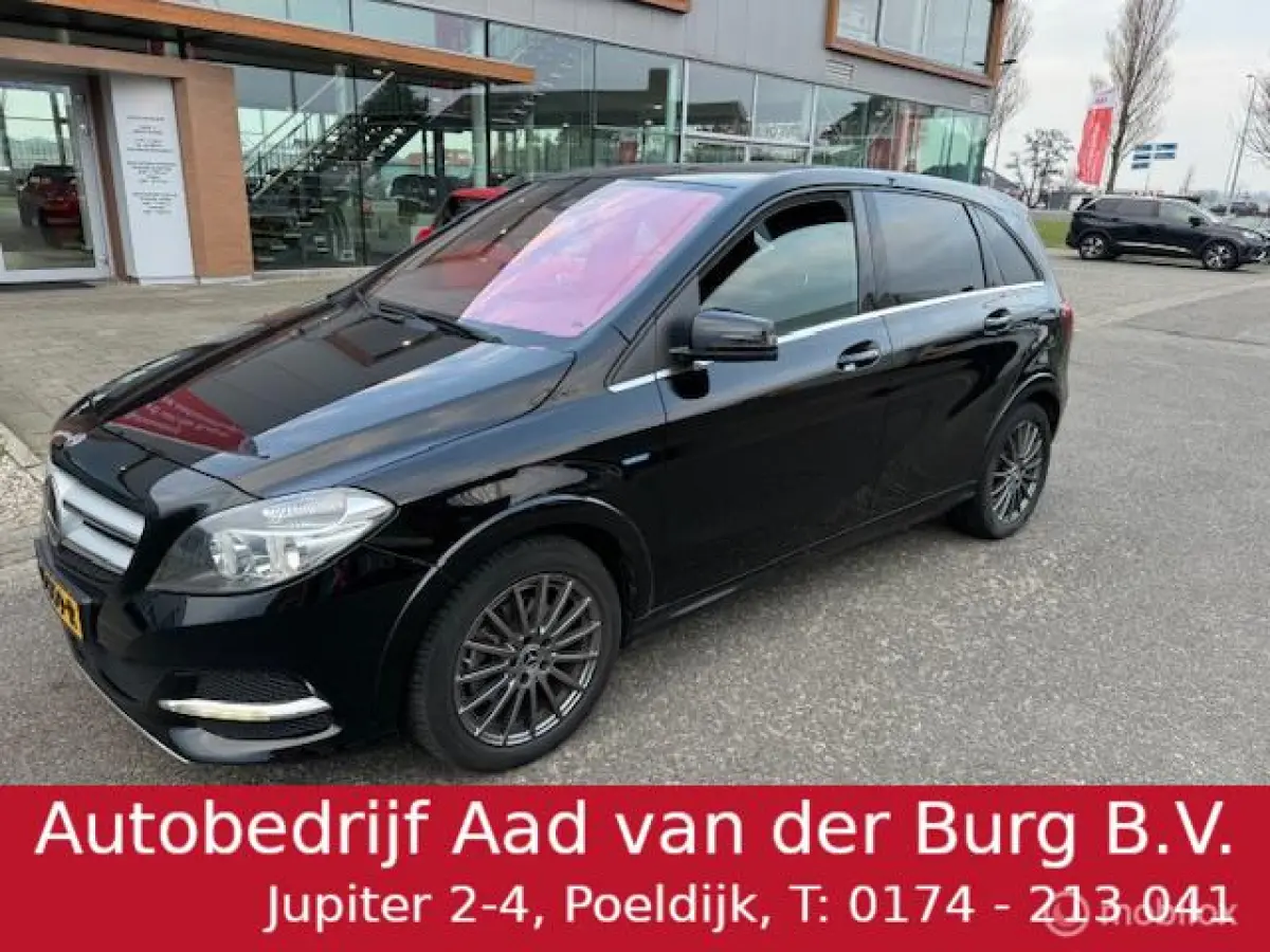 250 e Business Solution Automaat , Hoge instap , Navigatie , Camera achter , Parkeerhulp Voor & Achter , Hoge instap ,