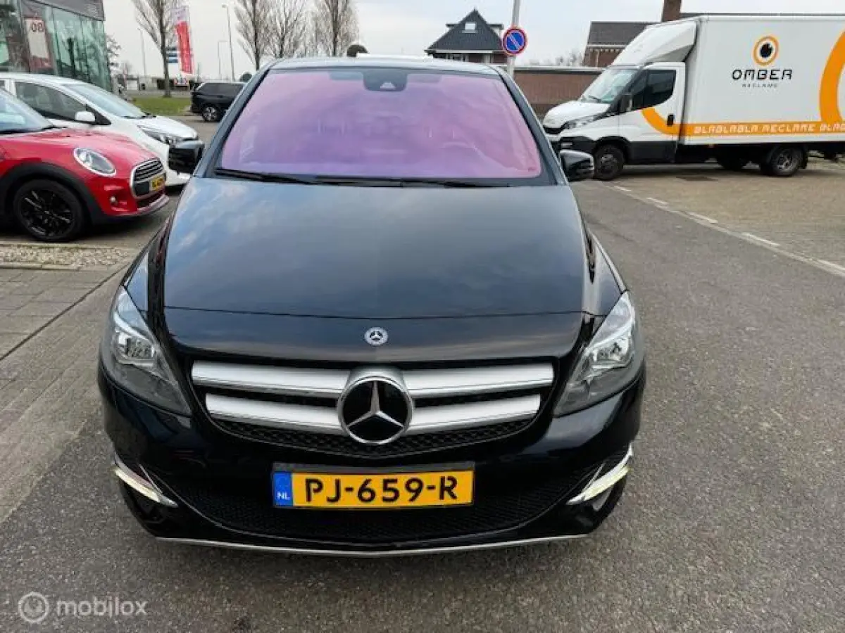 250 e Business Solution Automaat , Hoge instap , Navigatie , Camera achter , Parkeerhulp Voor & Achter , Hoge instap ,