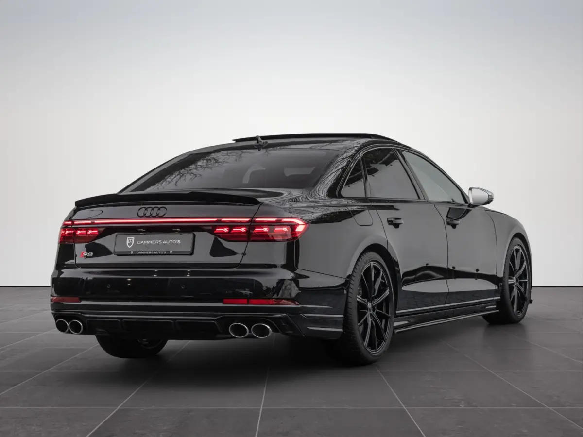 4.0 TFSI 571pk Quattro Keramisch B&O Advanced Nachtzicht RSE Carbon 4-Wielsturing