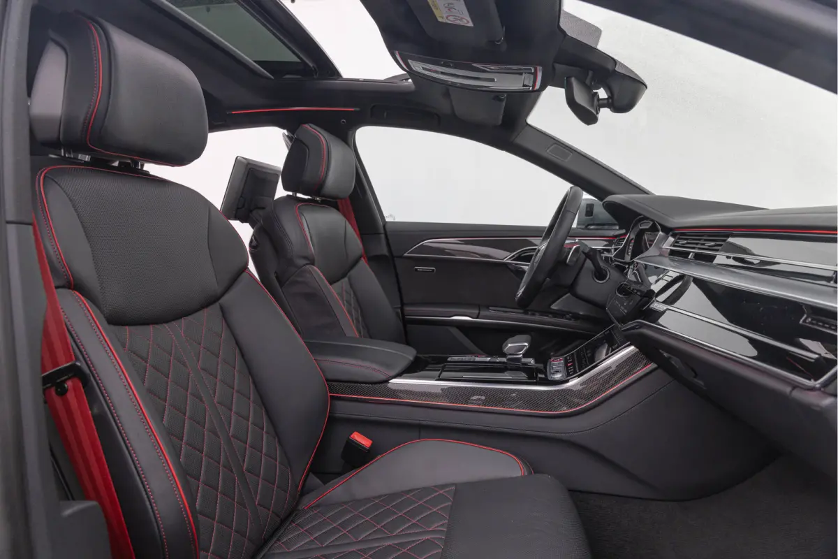 4.0 TFSI 571pk Quattro Keramisch B&O Advanced Nachtzicht RSE Carbon 4-Wielsturing