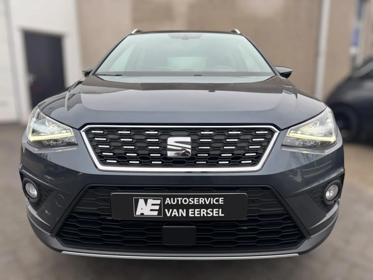 1.0 TSI Xcellence Business Intense TREKHAAK / VIRT. COCKP / CAMERA / CARPLAY / ECC / STOELV / KEYLESS / LED / WARN SPOT