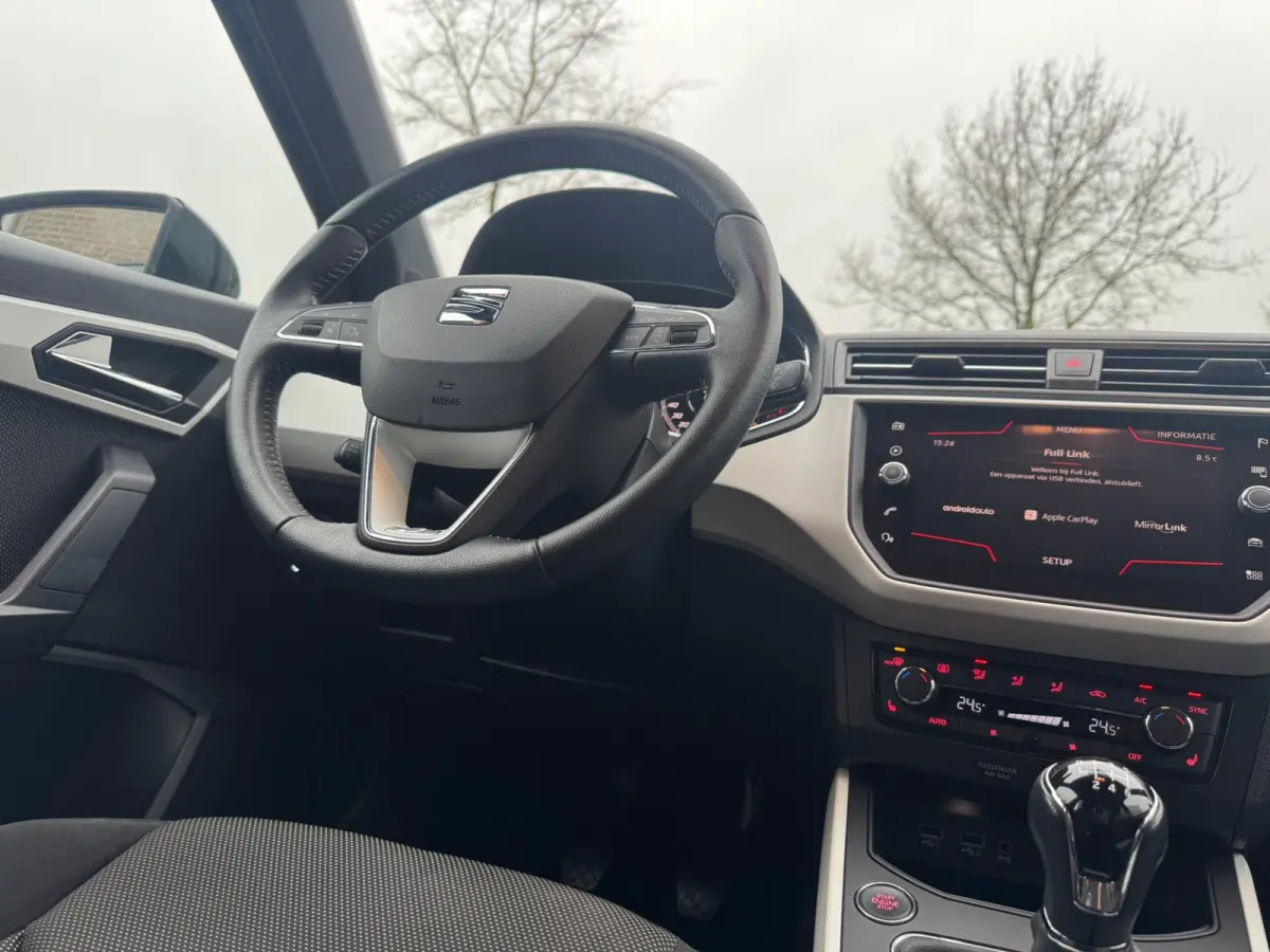1.0 TSI Xcellence Business Intense TREKHAAK / VIRT. COCKP / CAMERA / CARPLAY / ECC / STOELV / KEYLESS / LED / WARN SPOT