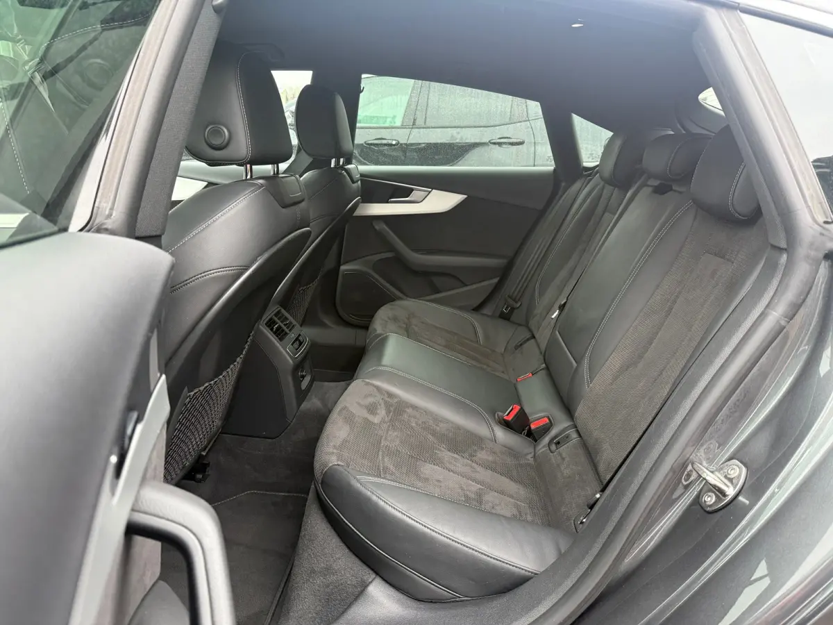 35 TFSI Sport S-line edition, Apple Carplay/Android,19 Inch.L.M.Velgen,Navigatie