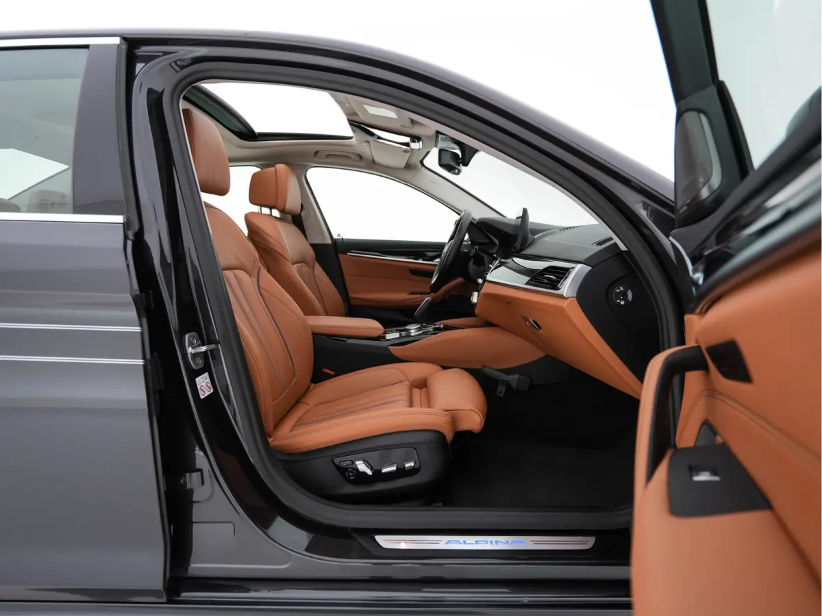 Alpina ALPINA D5 S "Limousine nr.121" ALLRAD Aut. *PANO | LEATHER | HARMAN/KARDON | FULL-LED | ADAPTIVE-CRUISE | MEMORY-PACK | DIGI-COCKPIT | CAMERA | NAVI-FULLMAP | HEATED-COMFORTSEATS | AM