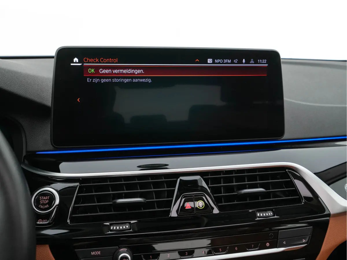 Alpina ALPINA D5 S "Limousine nr.121" ALLRAD Aut. *PANO | LEATHER | HARMAN/KARDON | FULL-LED | ADAPTIVE-CRUISE | MEMORY-PACK | DIGI-COCKPIT | CAMERA | NAVI-FULLMAP | HEATED-COMFORTSEATS | AM