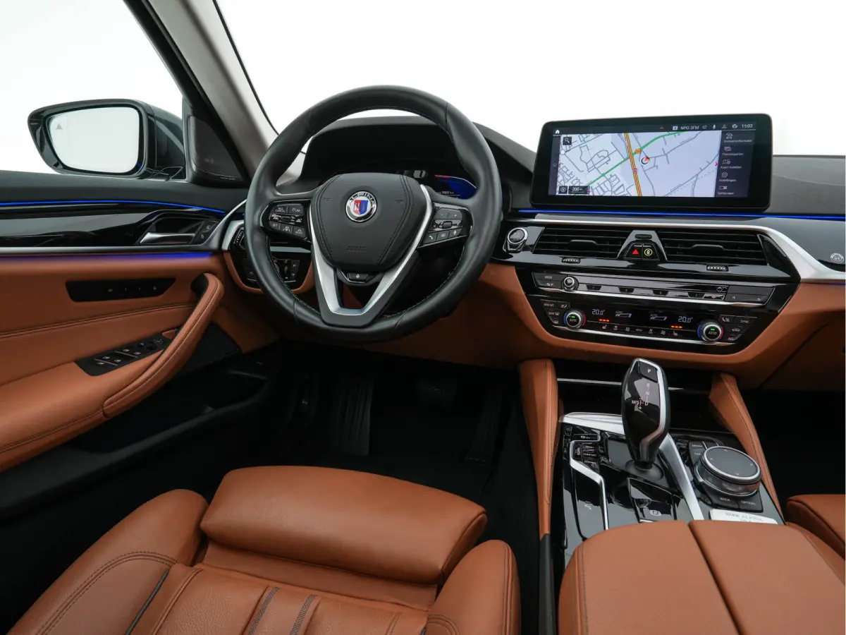 Alpina ALPINA D5 S "Limousine nr.121" ALLRAD Aut. *PANO | LEATHER | HARMAN/KARDON | FULL-LED | ADAPTIVE-CRUISE | MEMORY-PACK | DIGI-COCKPIT | CAMERA | NAVI-FULLMAP | HEATED-COMFORTSEATS | AM