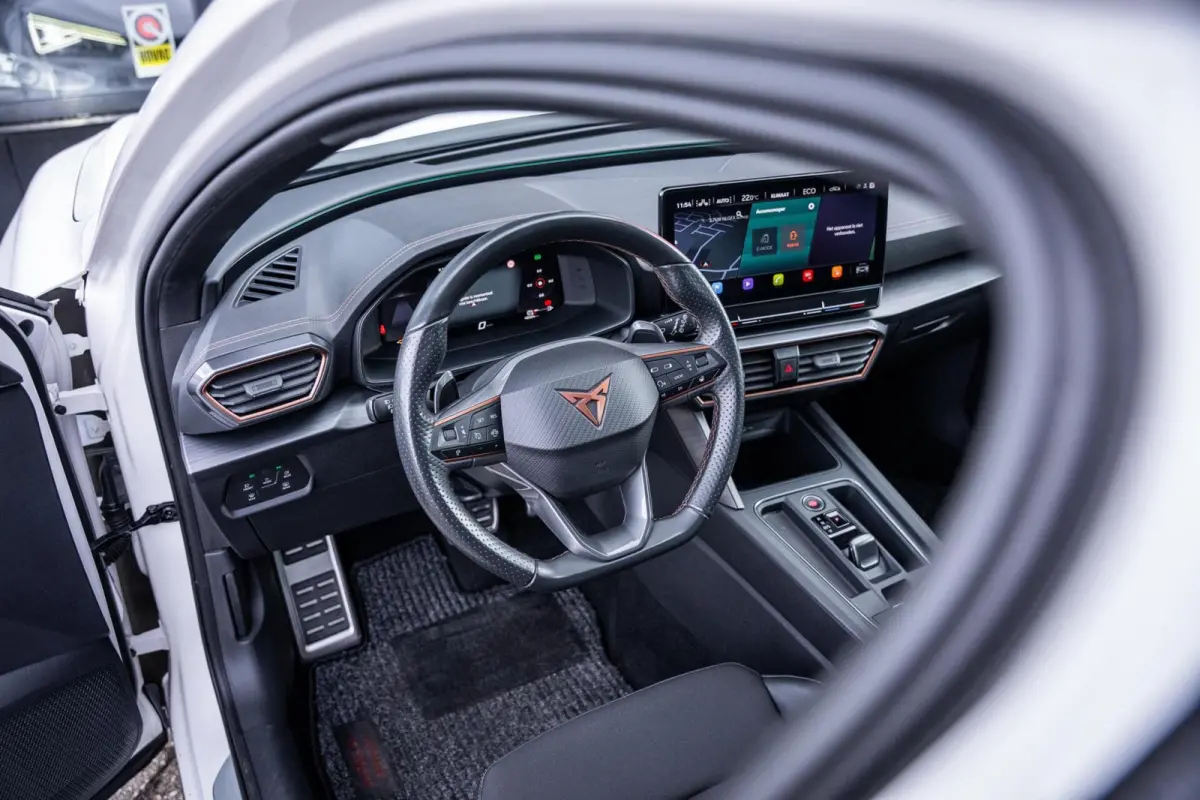 1.4 e-Hybrid VZ Performance*245PK*CAMERA*