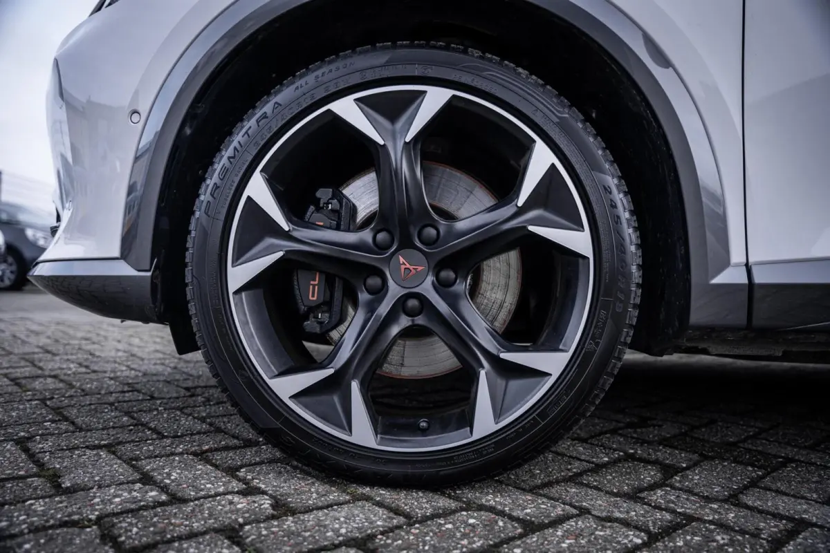 1.4 e-Hybrid VZ Performance*245PK*CAMERA*