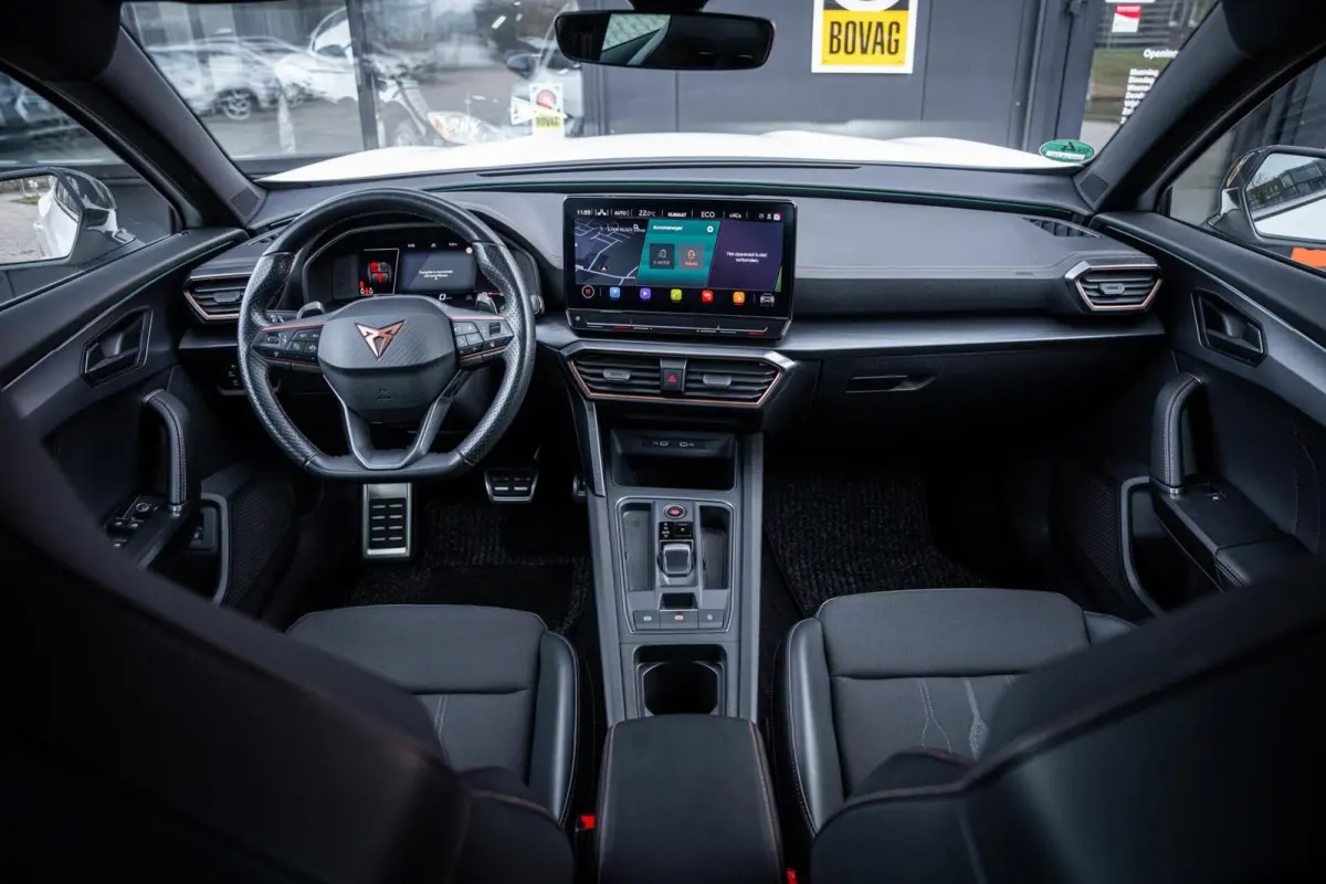 1.4 e-Hybrid VZ Performance*245PK*CAMERA*