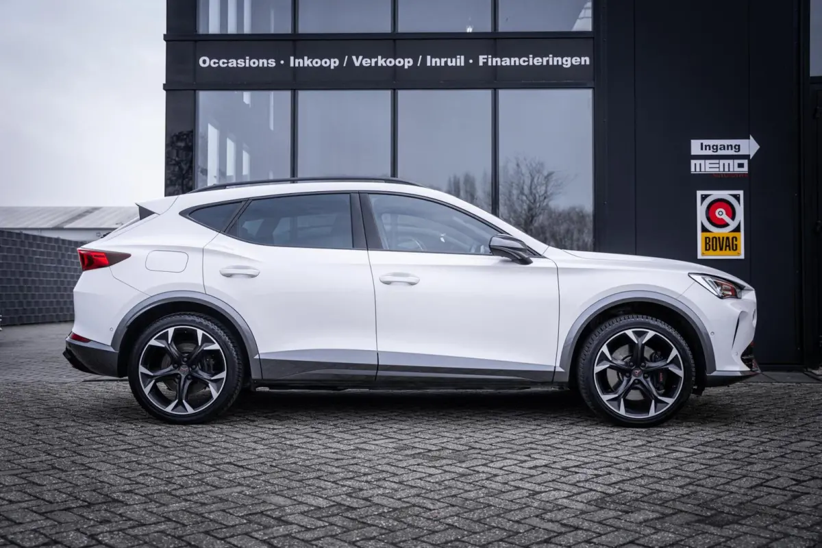 1.4 e-Hybrid VZ Performance*245PK*CAMERA*