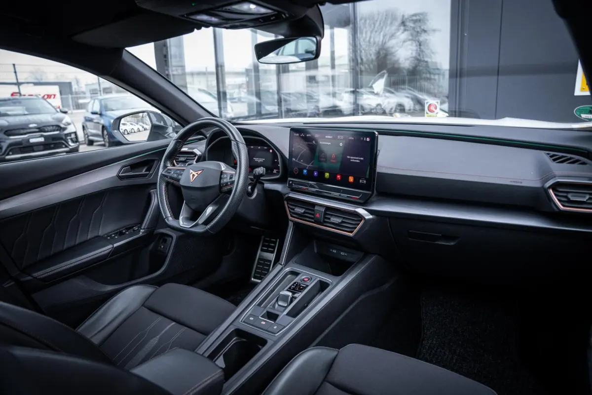 1.4 e-Hybrid VZ Performance*245PK*CAMERA*