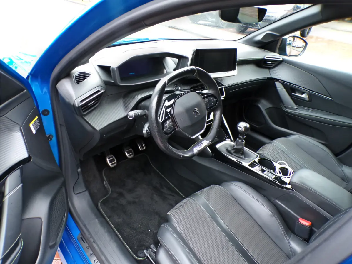 1.2 PureTech GT-Line 1E EIGENAAR AANTOONBAAR