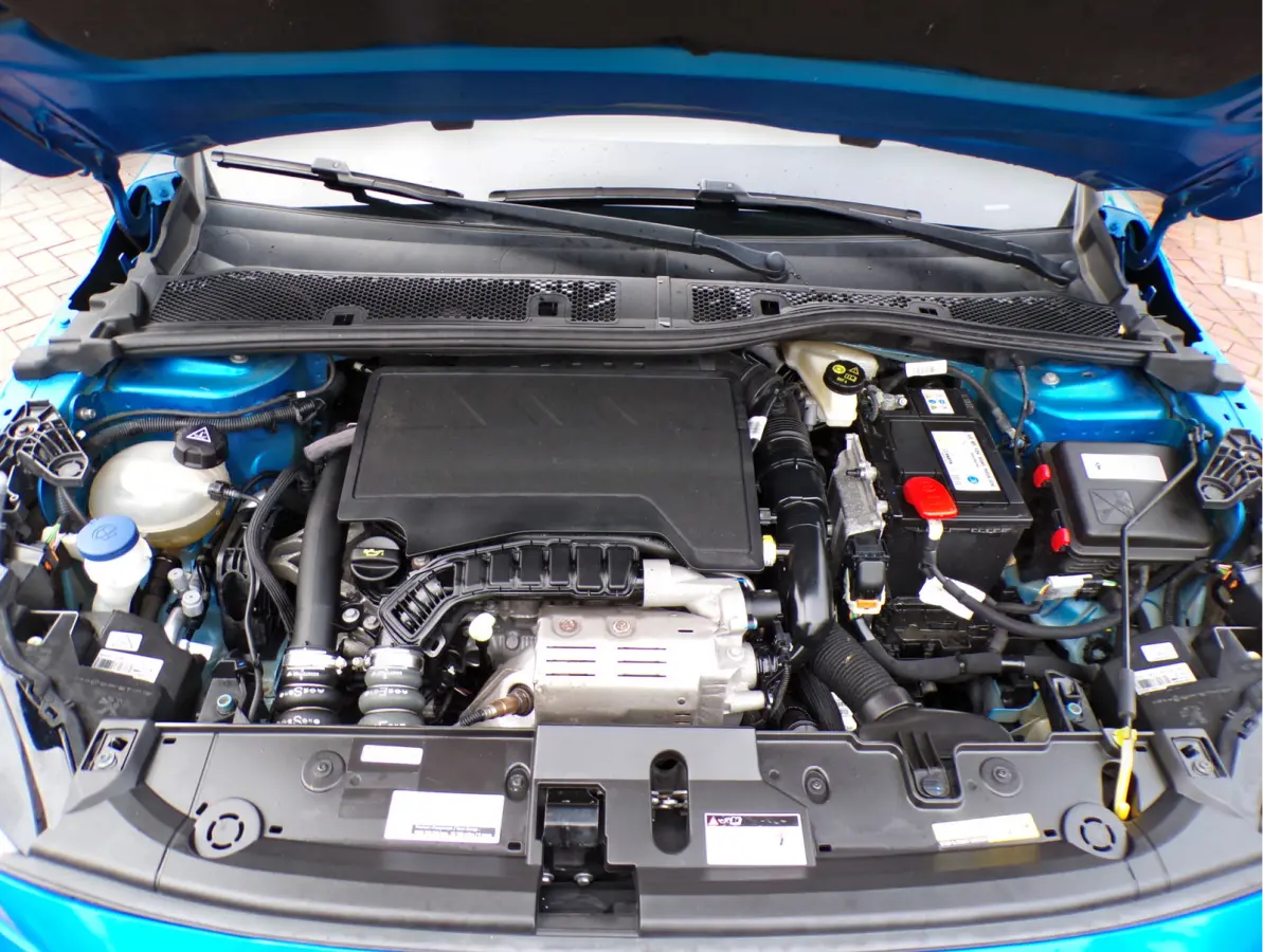 1.2 PureTech GT-Line 1E EIGENAAR AANTOONBAAR