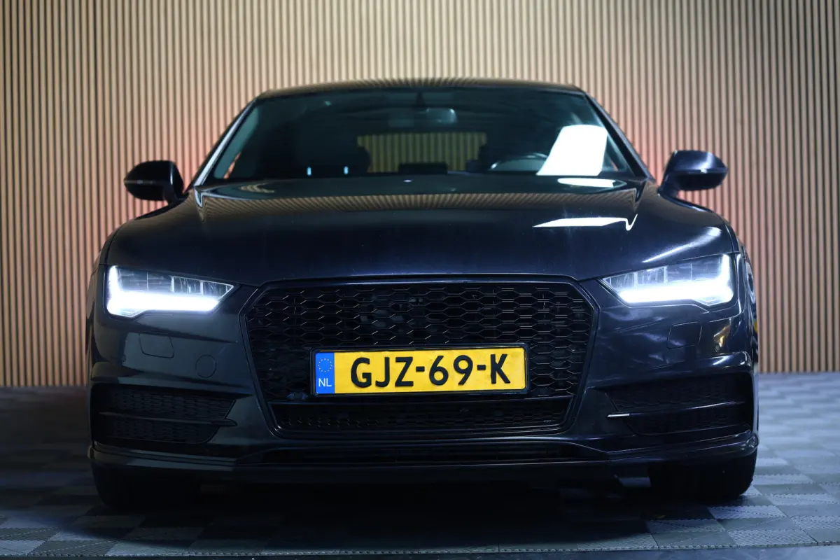 1.8 TFSI S-Line AVM CARPLAY CAMERA NAV LEER STOELVW "17