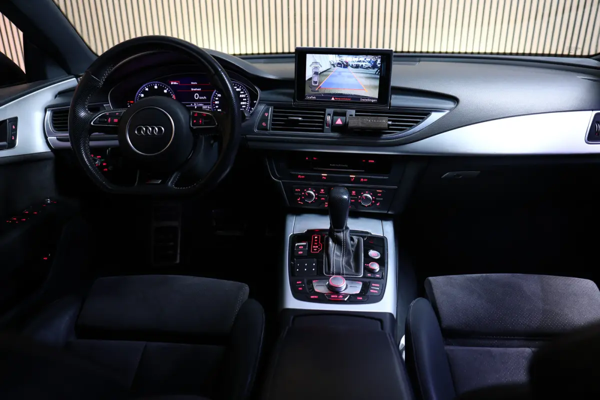 1.8 TFSI S-Line AVM CARPLAY CAMERA NAV LEER STOELVW "17
