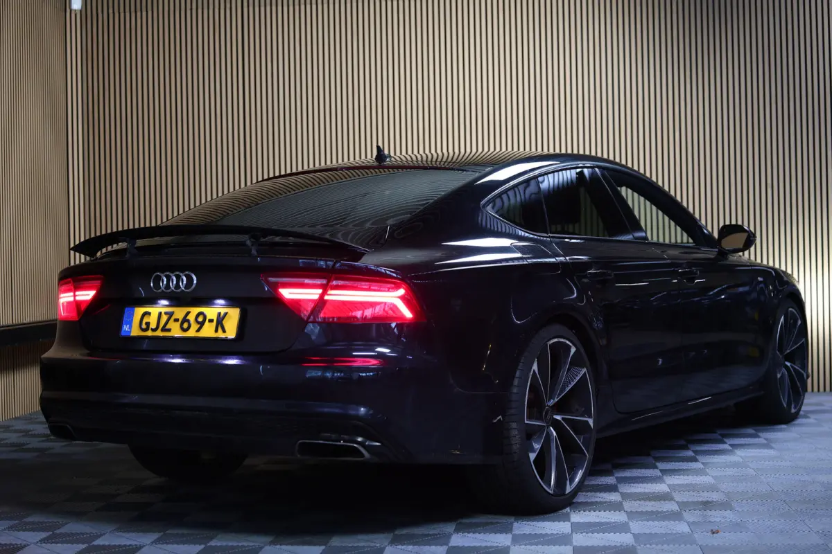 1.8 TFSI S-Line AVM CARPLAY CAMERA NAV LEER STOELVW "17