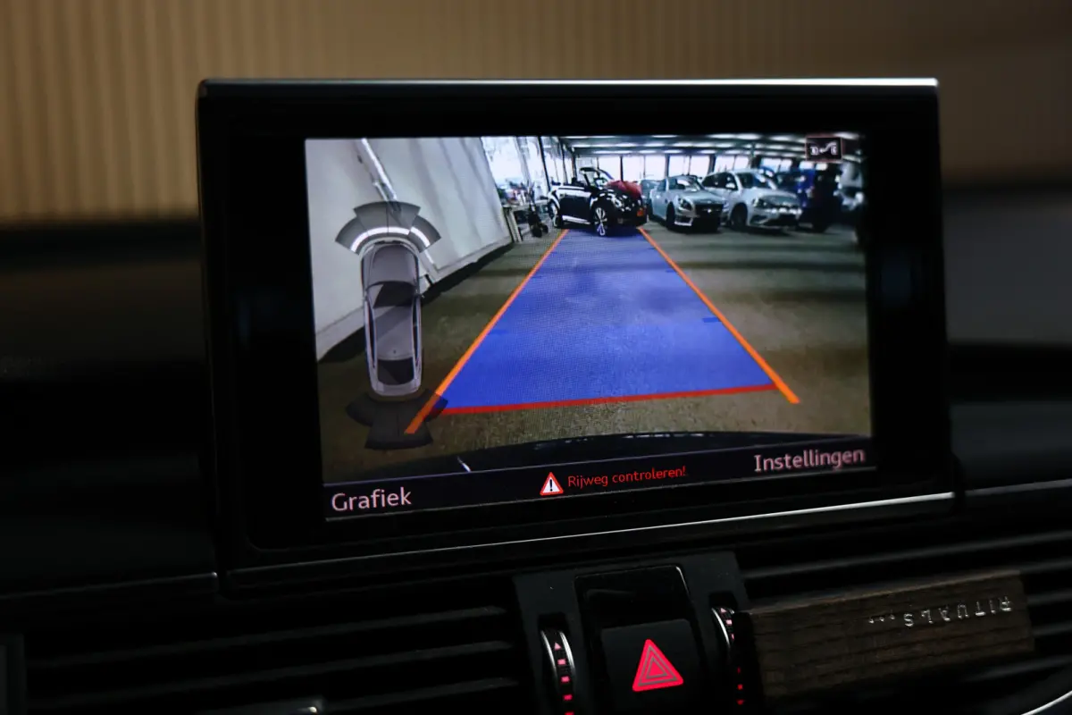 1.8 TFSI S-Line AVM CARPLAY CAMERA NAV LEER STOELVW "17