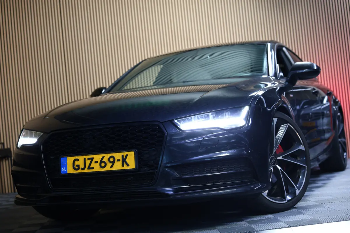 1.8 TFSI S-Line AVM CARPLAY CAMERA NAV LEER STOELVW "17