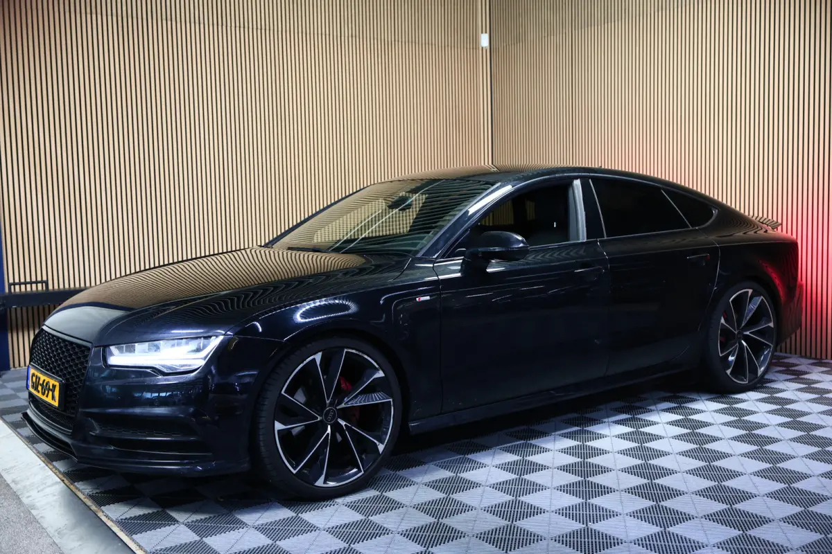 1.8 TFSI S-Line AVM CARPLAY CAMERA NAV LEER STOELVW "17