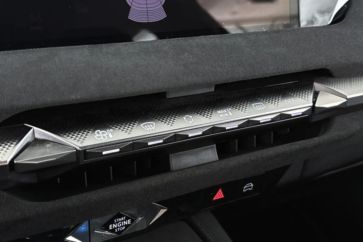 E-Tense Performance Line SOH 98% Apple CarPlay Achteruitrijcamera PHEV