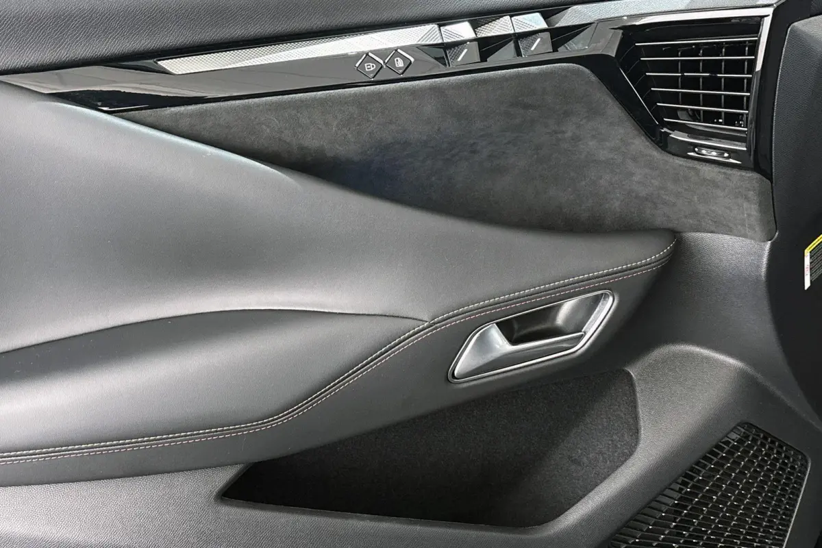 E-Tense Performance Line SOH 98% Apple CarPlay Achteruitrijcamera PHEV