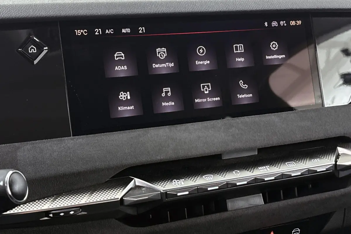 E-Tense Performance Line SOH 98% Apple CarPlay Achteruitrijcamera PHEV