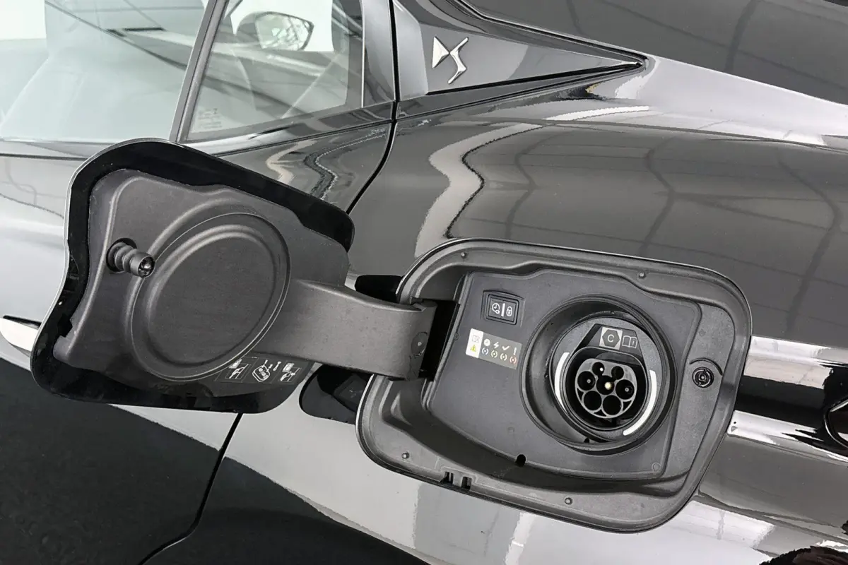 E-Tense Performance Line SOH 98% Apple CarPlay Achteruitrijcamera PHEV