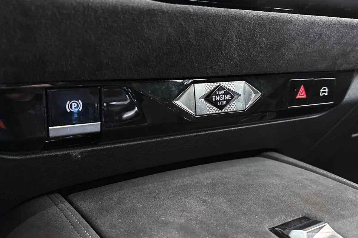 E-Tense Performance Line SOH 98% Apple CarPlay Achteruitrijcamera PHEV