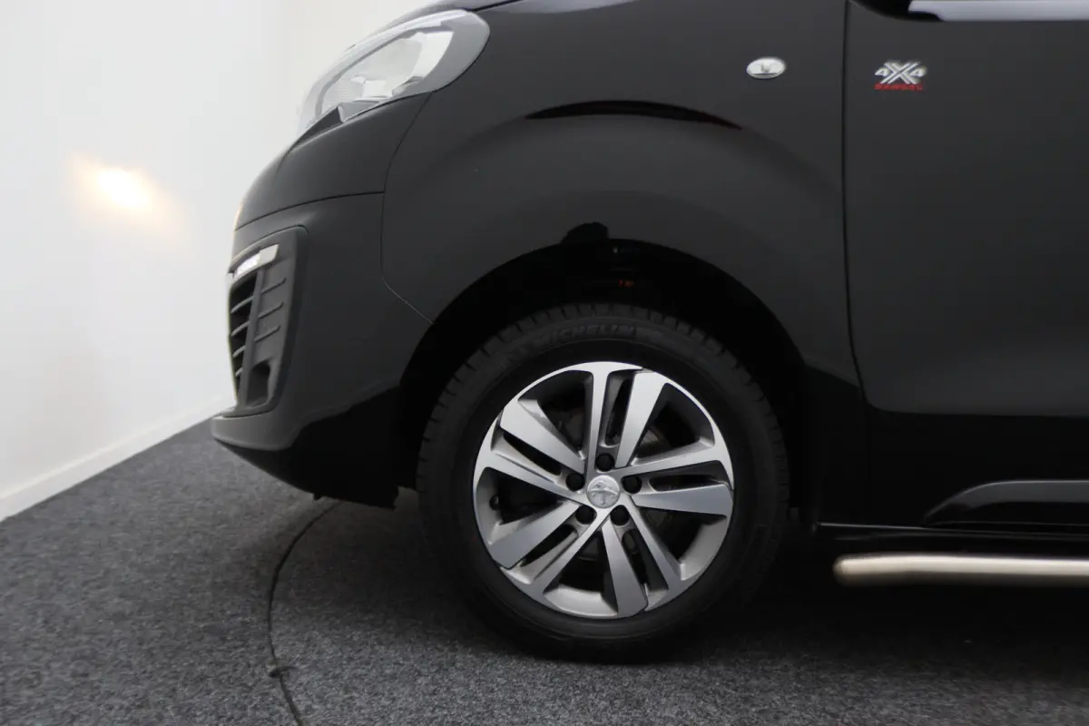 2.0 BlueHDI 150 L3 Asphalt DC 4x4 Dangel 5-Zits, Climate, Cruise, Apple Carplay, Lane Assist, Trekhaak, PDC, 17''